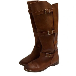Gianni Bini Pre owned Moto Boots size 8 boots. Leather is full of character!